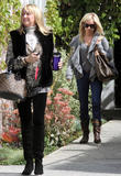 th_11423_ashleytisdaleoutinwesthollywoodtikipetercelebritycity002_123_1076lo.jpg