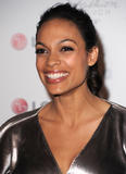 th_02215_rosariodawsonlg_tikipetercelebritycity005_123_387lo.jpg