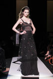 th_22695_md-fashionledge.com-fw06-rtw-newyork-w-mischka-003-noyadxwa_122_752lo.jpg