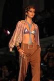 th_26367_md-germainpire.info-ss07-rtw-paris-w-gaultier-002-yqoj1j2_122_828lo.jpg