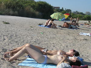 Beach inconnue in Romania on the Black Sea o50qbi3m3l